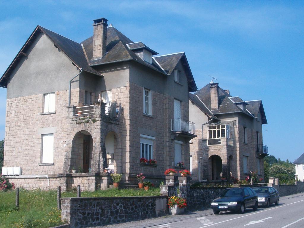 Vacanceole - Residence Le Domaine Du Bosquet Égletons Exterior foto